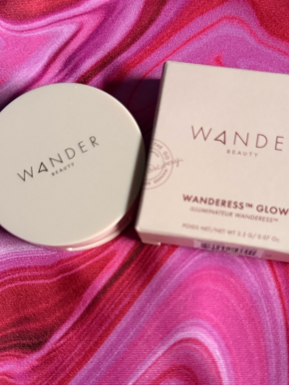 Wander Beauty Wanderess Glow Illuminator - Pink Packaging